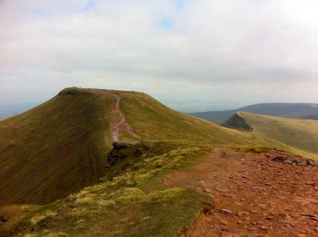 Walking to Pen y Fan from Corn Du