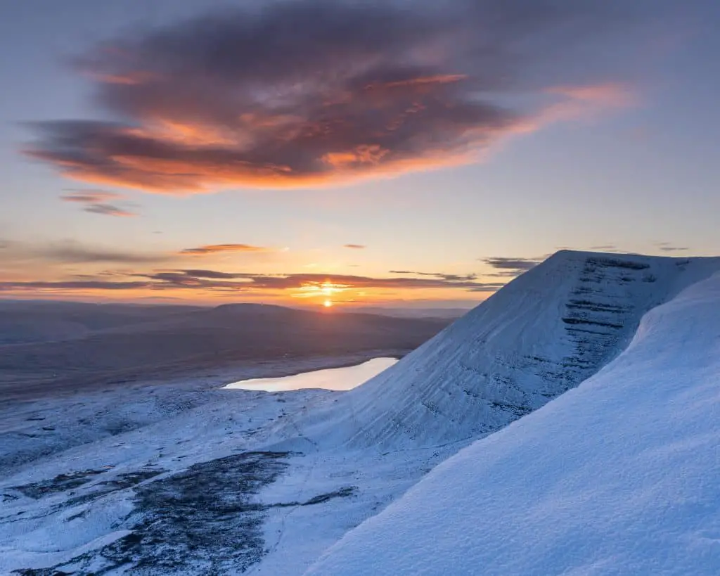 Sunrise over Llyn y fan Fawr