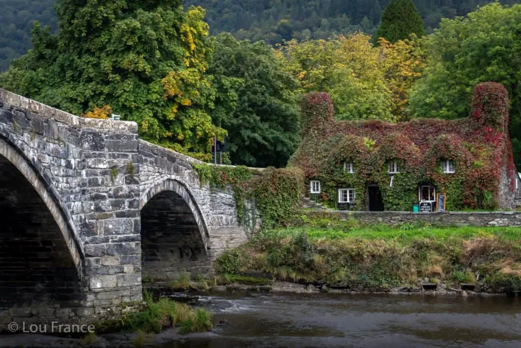 Tu Hwnt i'r Bont is a great North Wales photography location in the Autumn months