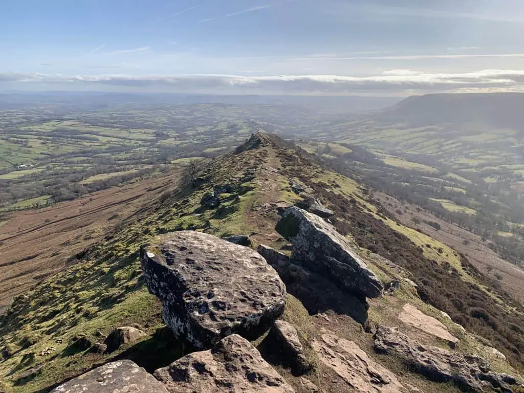 Looking along the Cat's Back ridge