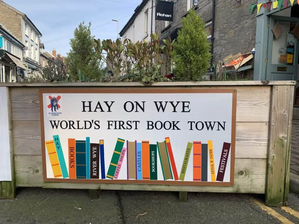 Hay on Wye book town sign